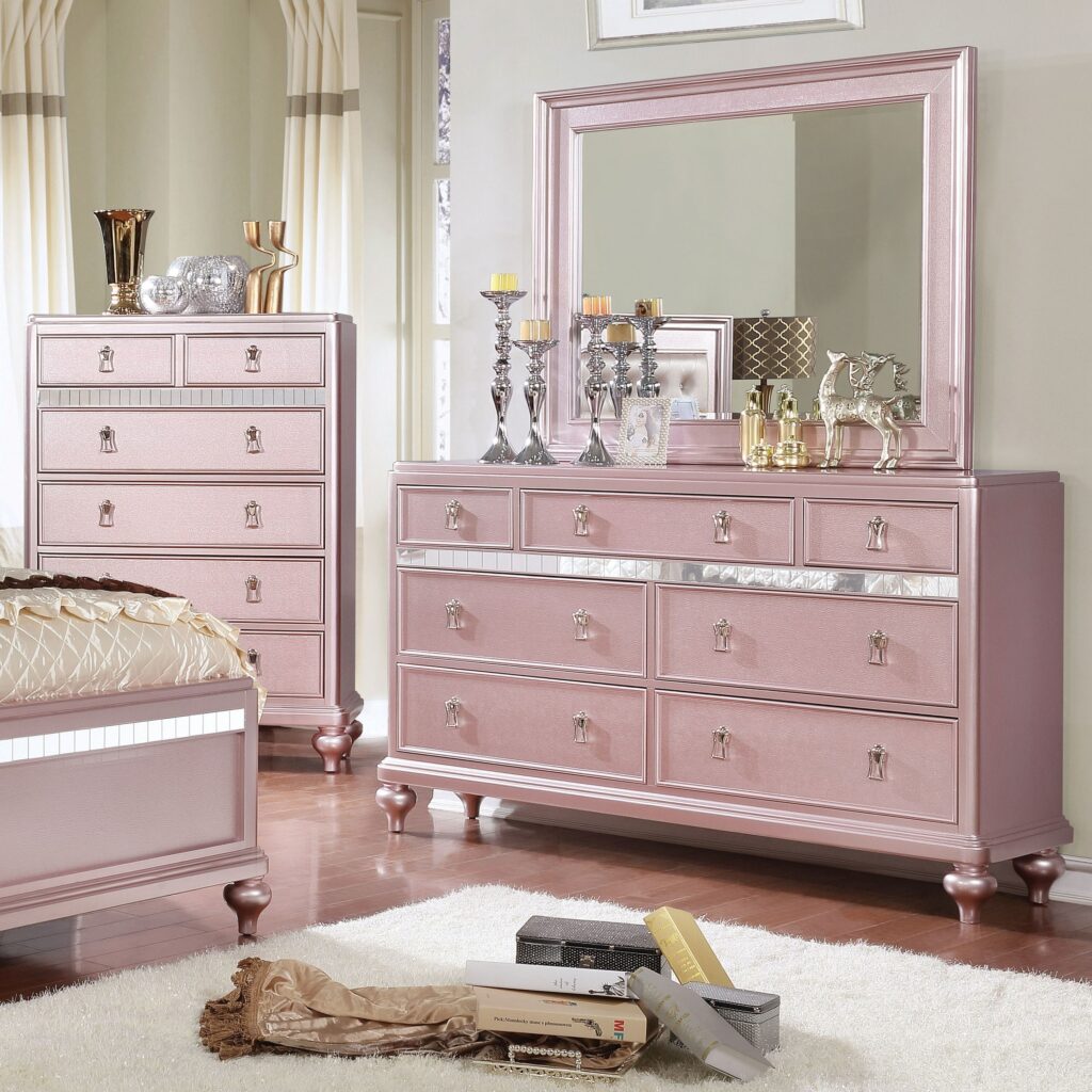 Dresser Set with pink design